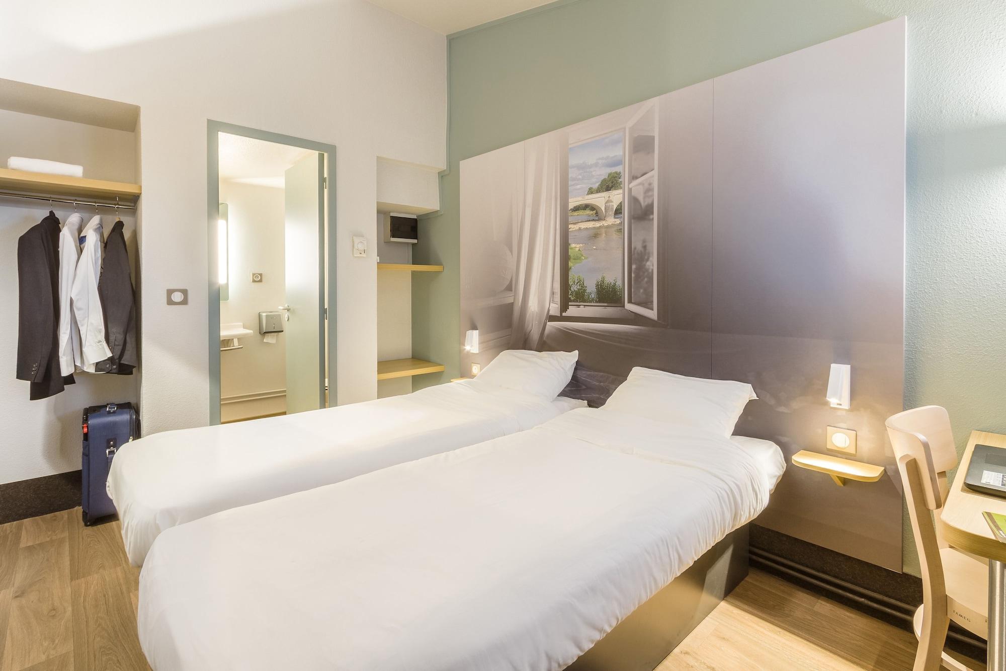 B&B Hotel Villeneuve Loubet Plage מראה חיצוני תמונה