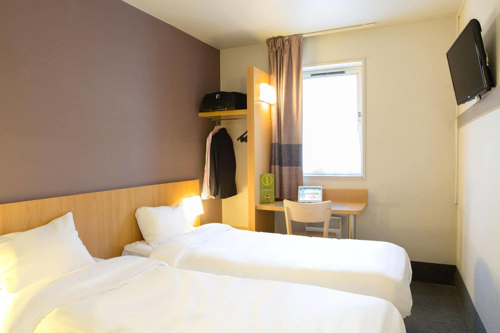 B&B Hotel Villeneuve Loubet Plage מראה חיצוני תמונה