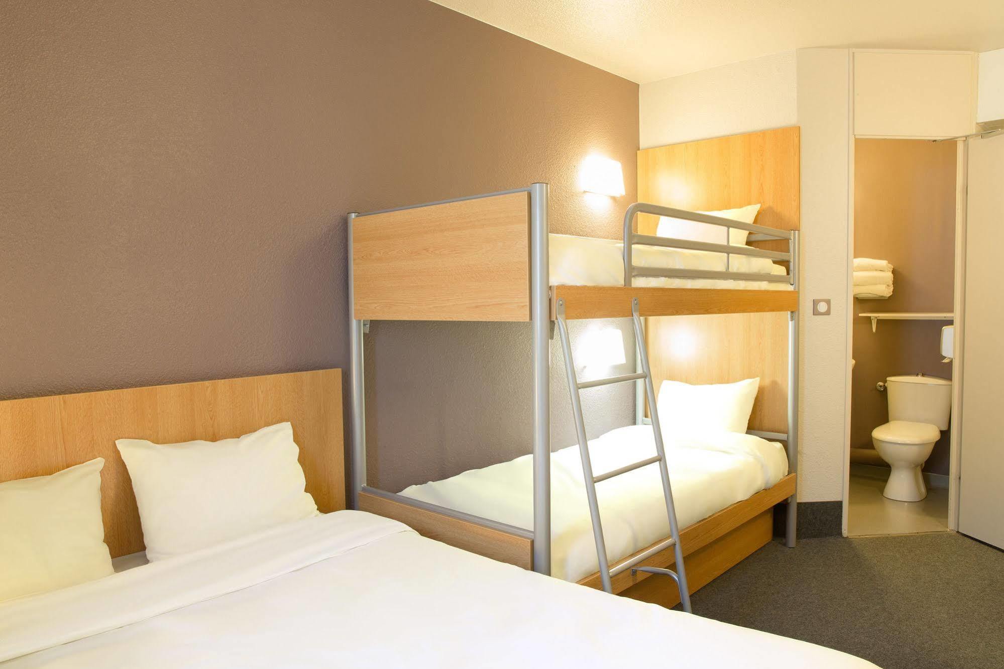 B&B Hotel Villeneuve Loubet Plage מראה חיצוני תמונה