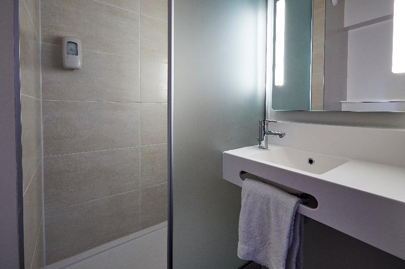B&B Hotel Villeneuve Loubet Plage מראה חיצוני תמונה